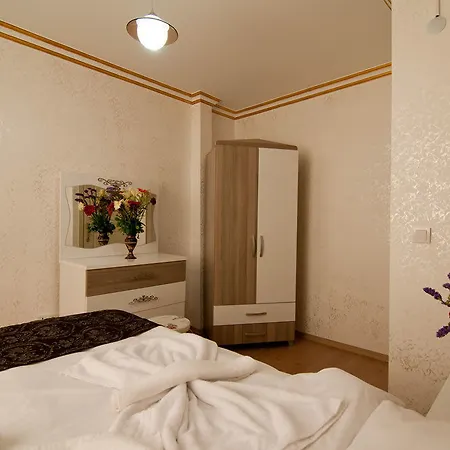 Bera House *